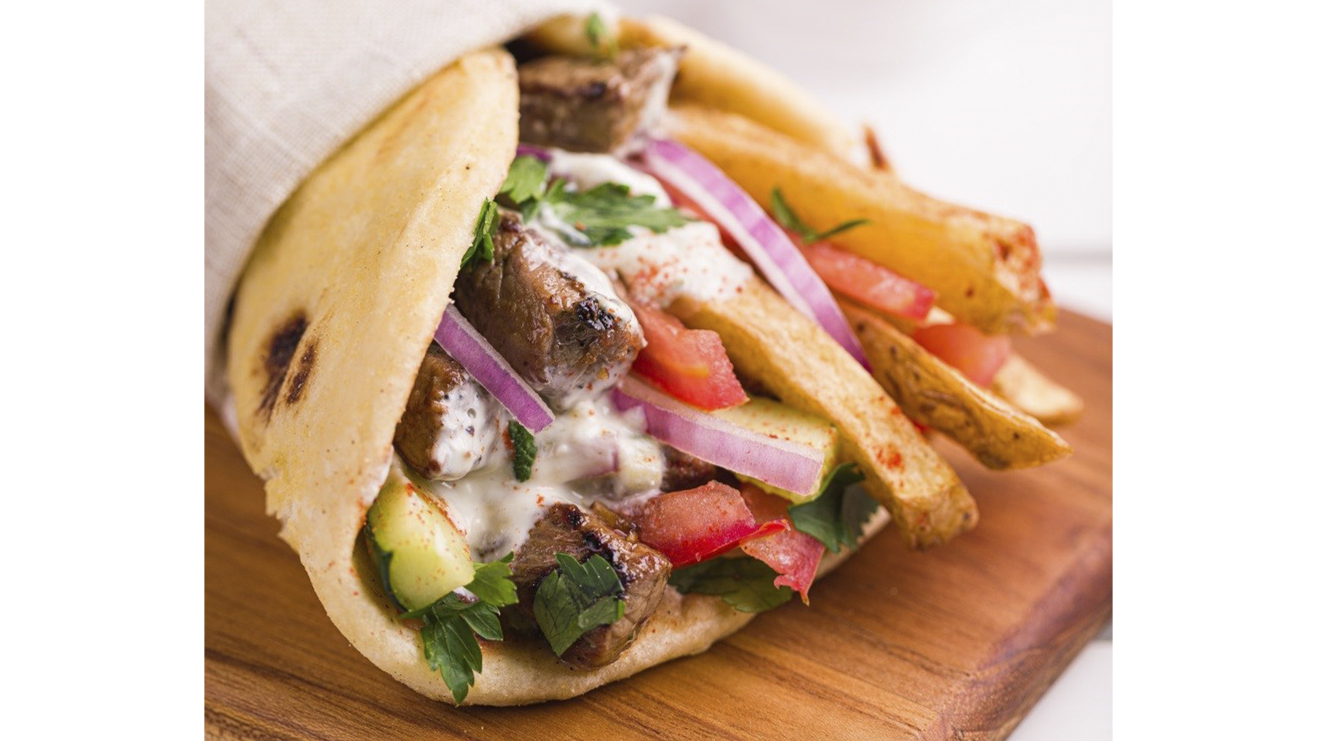 O Gyros do Ícaro conta com as opções frango, porco, baby beef e vegano
