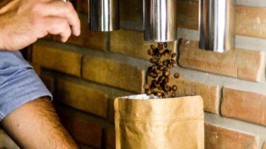 Novo serviço permite que restaurantes tenham a própria marca de café Café personalizado