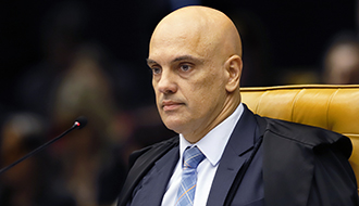 Alexandre de Moraes autoriza inquérito para investigar se deputado preso desacatou policial