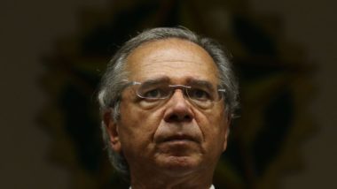 Guedes afirma que o governo fará o novo programa social Renda Brasil Guedes afirma que o governo fará o novo programa social Renda Brasil