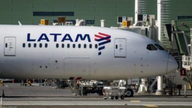 Latam reduz prejuízo com perda de US$ 430,8 milhões no 1º trimestre Avião da Latam no Chile