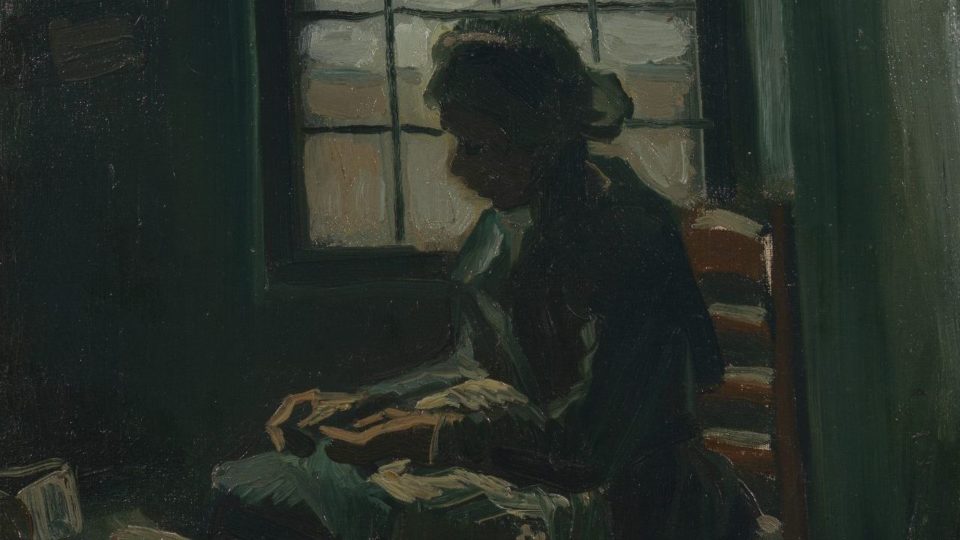 Detalhe de Mulher Costurando, de Vincent van Gogh.