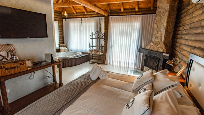 Virá Charme Resort inaugura casa de banho e charutaria