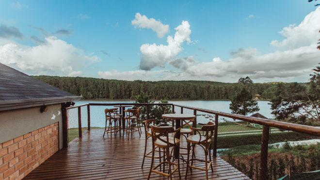 Virá Charme Resort inaugura casa de banho e charutaria