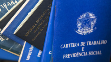 Taxa de desemprego fica estável em 11,1% no primeiro trimestre Taxa de desemprego fica estável em 11,1% no primeiro trimestre