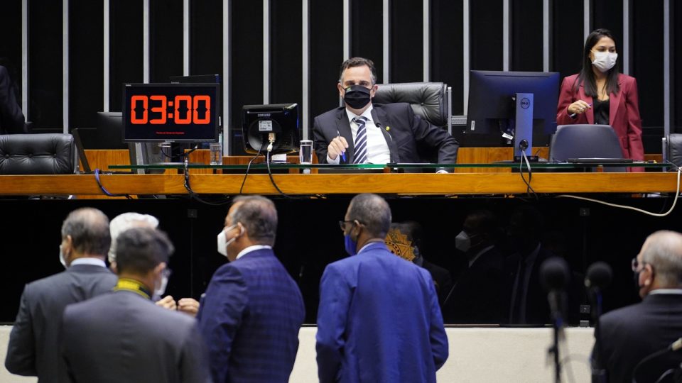 Congresso deixa, mais uma vez, de concluir análise de vetos à Lei Anticrime Rodrigo Pacheco, presidente do Senado e do Congresso, determinou a retirada de pauta dos vetos à Lei Anticrime.