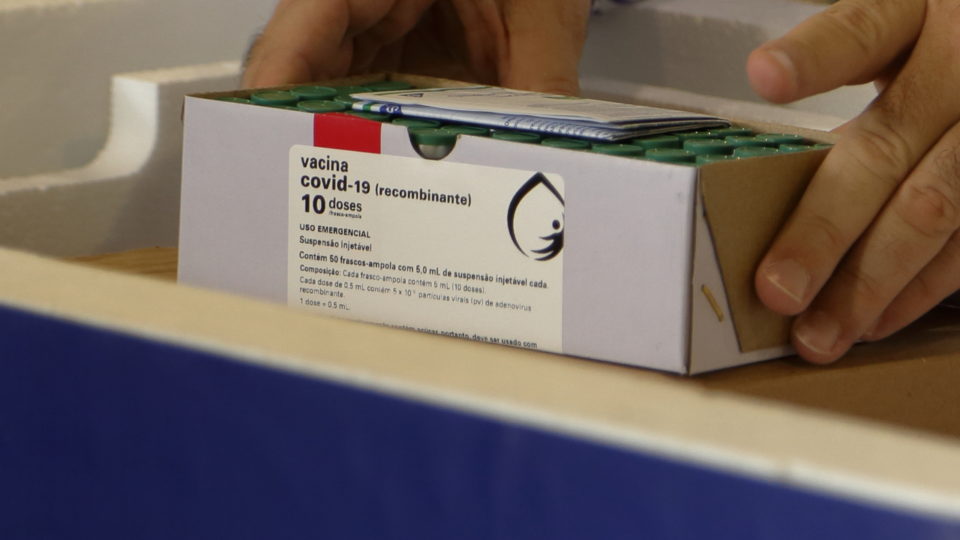 Paraná negocia vacina de Covid-19, mas vai tudo para o Ministério da Saúde. Entenda Vacina de Covid-19