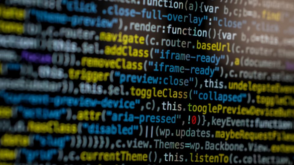 Um (novo) olhar sobre tecnologias Um (novo) olhar sobre tecnologias