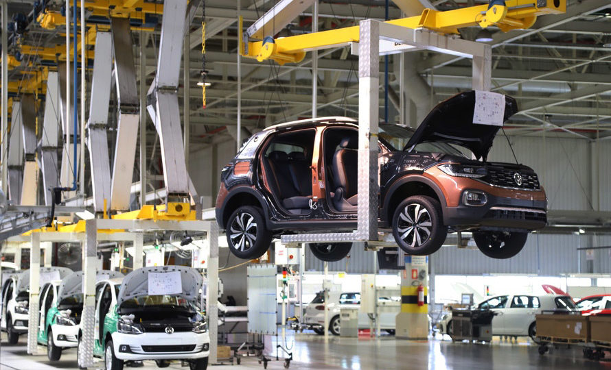 indústria automotiva