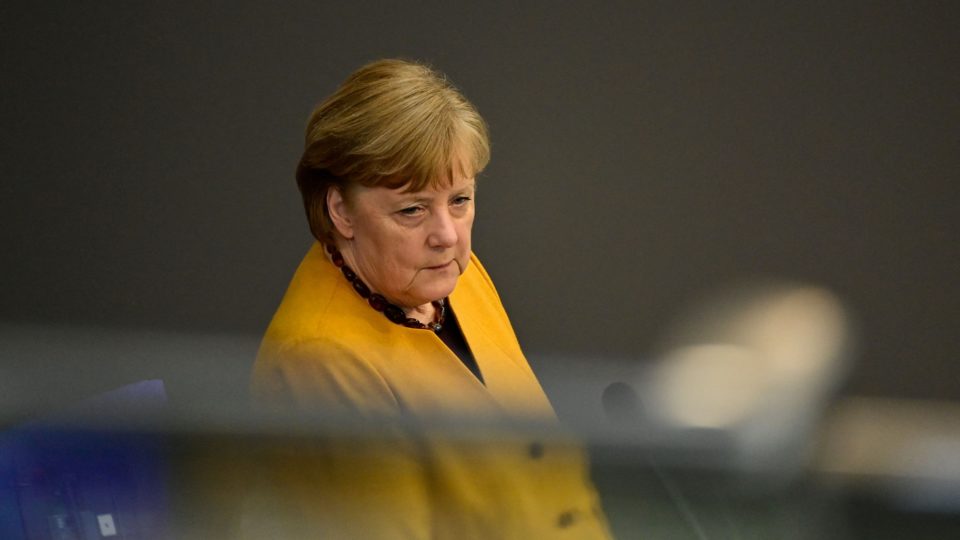 Merkel desiste de confinamento total na Páscoa merkel