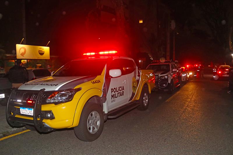 Secretário propõe que baladeiros sejam mandados para o fim da fila de leitos de UTI