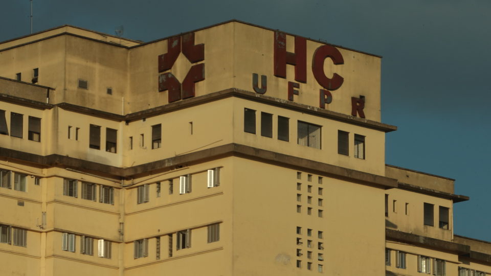 Remédio de Covid-19 é testado no HC de Curitiba em pesquisa internacional Hospital de Clínicas da UFPR.