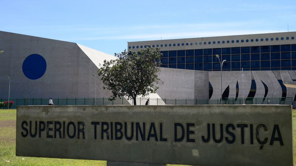 Efeito cascata: STJ segue o Supremo e também anula condenações da Lava Jato Sede do STJ, em Brasília: para o o tribunal, é a Justiça Eleitoral que deve cuidar do processo contra a Queiroz Galvão.