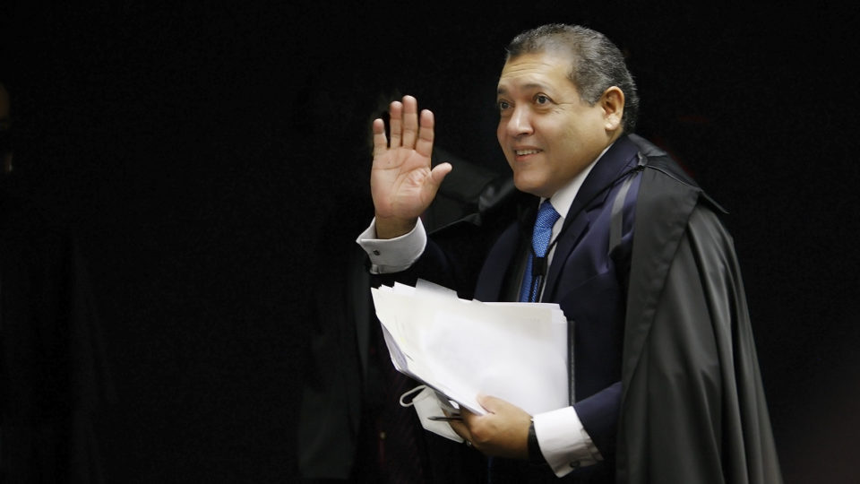 Kassio Nunes Marques liberou cultos e missas