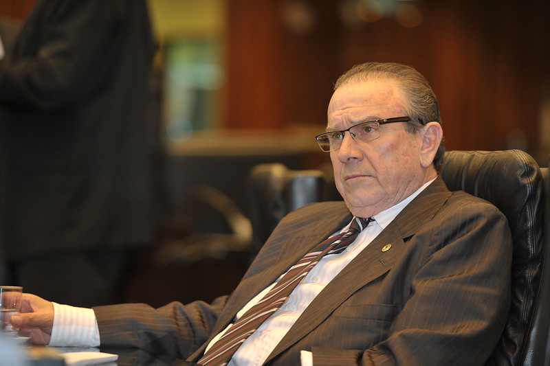 STJ mantém condenação de deputado que pagou cartão de Natal com verba da Assembleia Deputado estadual Jonas Guimarães (PSB)