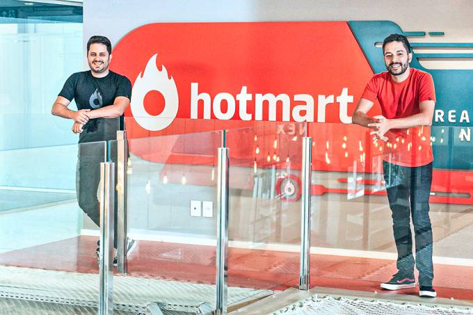 Unicórnio Hotmart Company recebe aporte de R$ 735 milhões João Pedro Resende e Mateus Bicalho, fundadores da Hotmart.