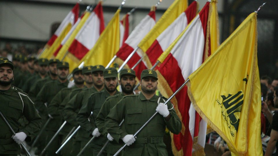 O paraíso na terra Combatentes do Hezbollah em cerimônia, janeiro de 2018