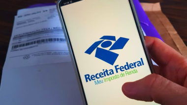 Receita Federal recebe mais de 130 mil declarações do IRPF 2022 no primeiro dia Aplicativo do Imposto de Renda da Pessoa Física (IRPF) 2021, da Receita Federal.