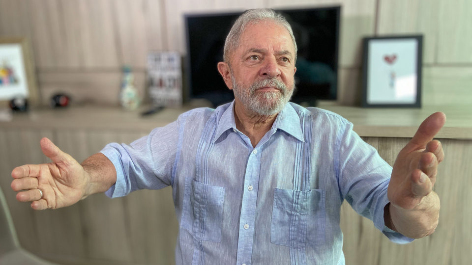 Não parece, mas Lula elegível é boa notícia Lula fazendo gestos teatrais: quem precisa de detector de mentiras?