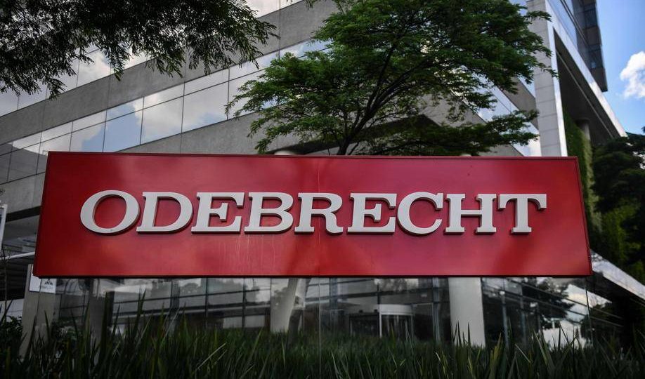 A corrupção como método O Departamento de Justiça dos EUA definiu os crimes que a Odebrecht confessou ter cometido como “o maior caso de suborno internacional da história”