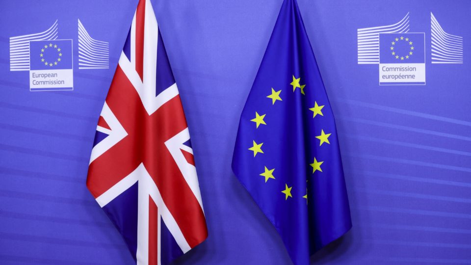 Parlamento Europeu aprova acordo com Reino Unido e encerra Brexit brexit