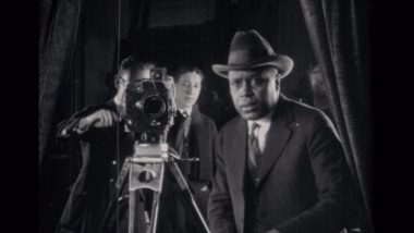 O cinema de Oscar Micheaux: ousadia e talento O escritor e diretor Oscar Micheaux durante filmagens