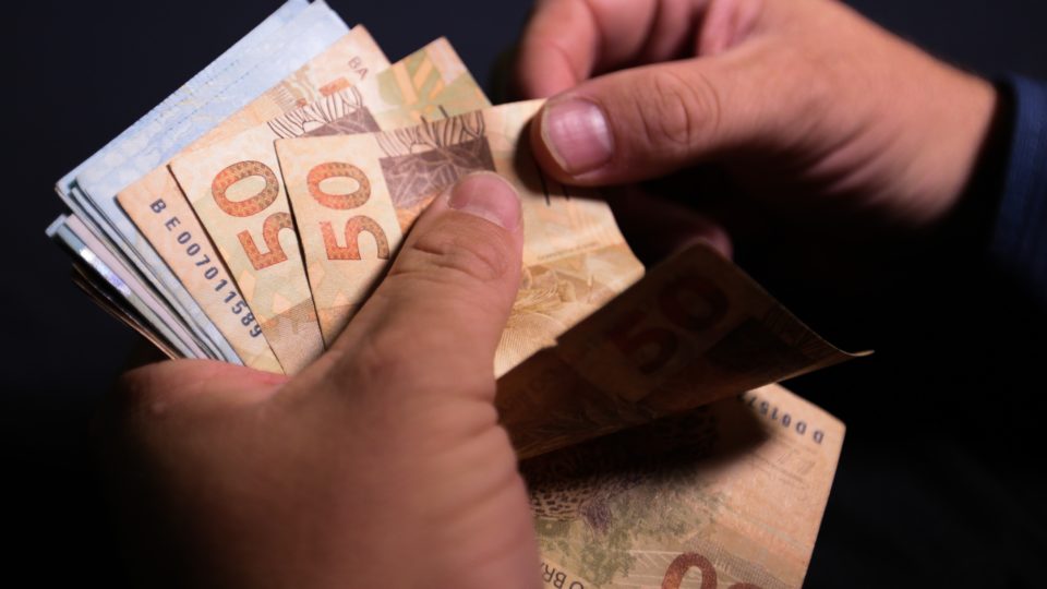Prazo para o saque do PIS termina em 30 de junho Prazo para o saque do PIS termina em 30 de junho