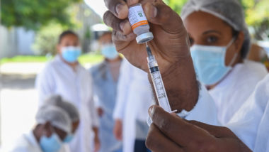 Coronavac: seis capitais suspendem aplicação da segunda dose do imunizante