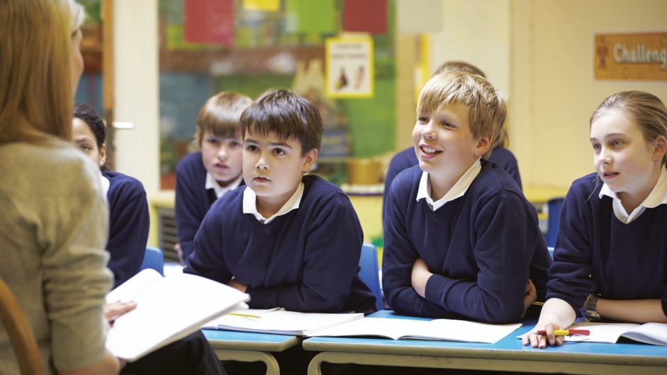 O impacto da participação dos pais na vida escolar das crianças A educação é um dos pilares mestres para a plena formação dos indivíduos.