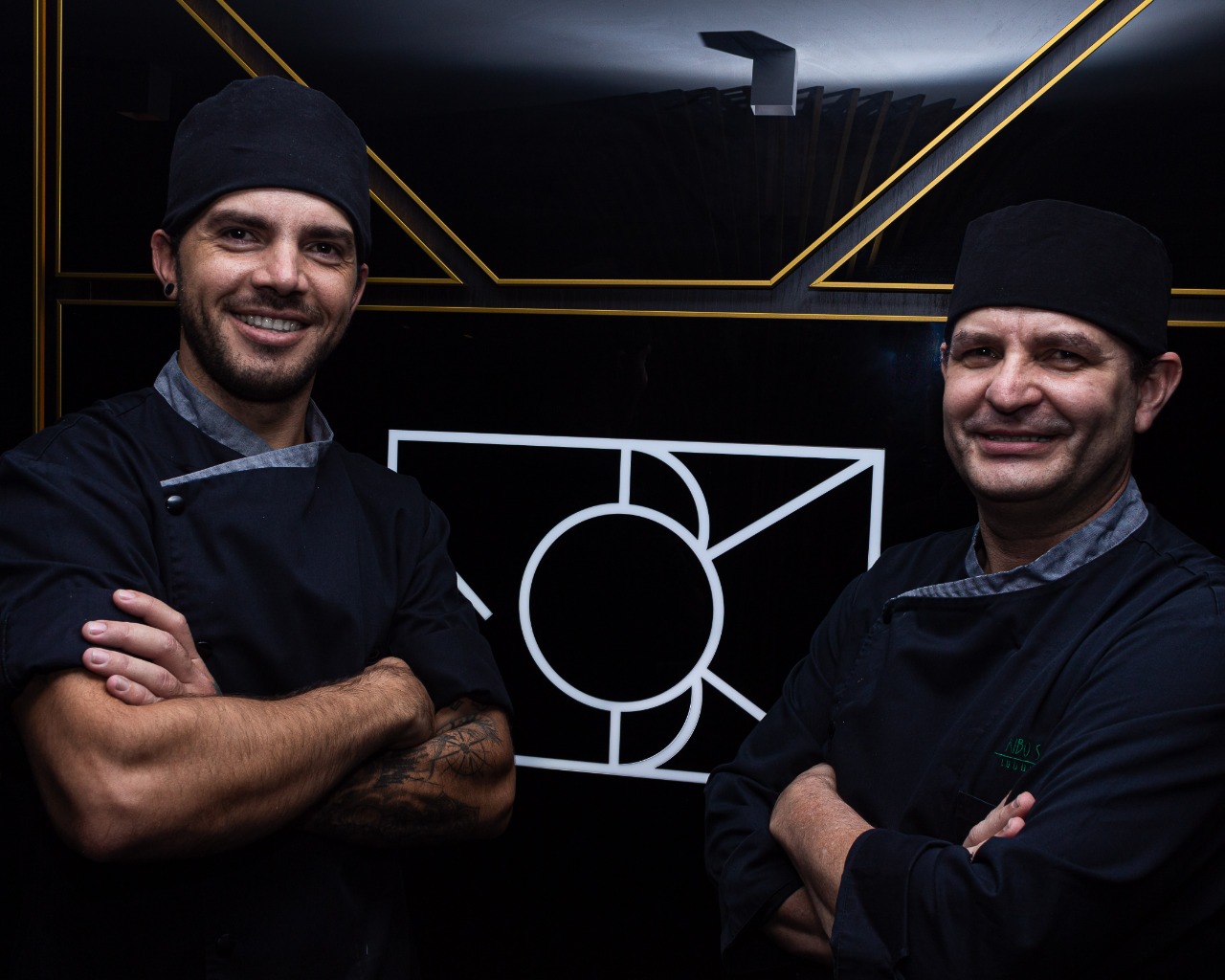 Rodrigo Petriceli e Roberto Alves, sushimen no comando no renovado Kibô Japanese. Rodrigo Petriceli e Roberto Alves, sushimen no comando no renovado Kibô Japanese.