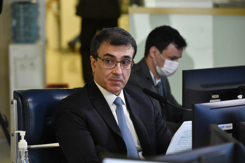 Chanceler diz que posição do Brasil sobre quebra de patentes das vacinas não mudou “O Brasil não pode se afastar dos produtores de vacinas”, disse o chanceler.