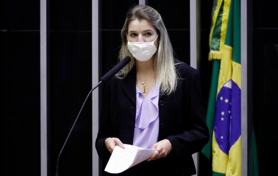 Deputada Luisa Canziani é relatora do projeto que regulamenta o homeschooling no Brasil