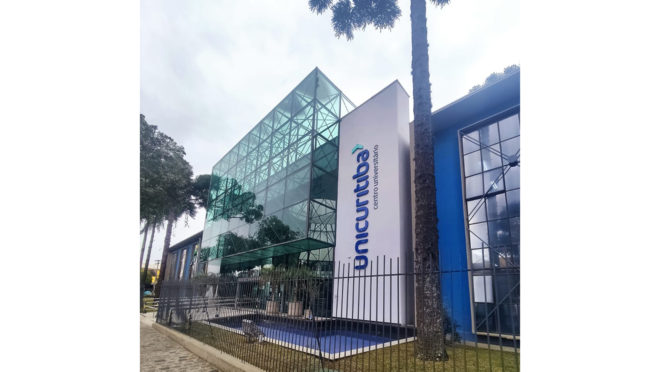 Fachada Campi Unicuritiba