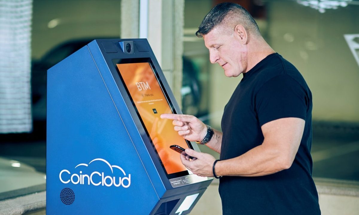 Coin Cloud instala caixa eletrônico de criptomoedas em Campo Grande