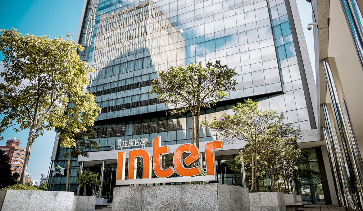 Banco Inter reverteu prejuízo.
