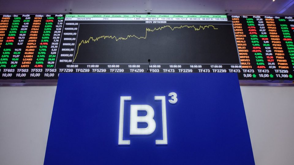 Mercado de ações movimenta R$ 31,5 bi na média diária em abril, diz B3 B3