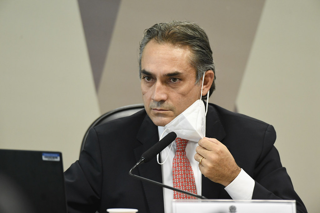 Presidente regional da Pfizer na América Latina, Carlos Murillo prestou testemunho à CPI da Covid nesta quinta-feira (13).