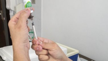 Curitiba tem mutirão para vacinação contra a gripe de idosos acima de 85 anos Sábado Curitiba faz mutirão para imunizar idosos contra gripe.
Foto: Valdecir Galor/SMCS