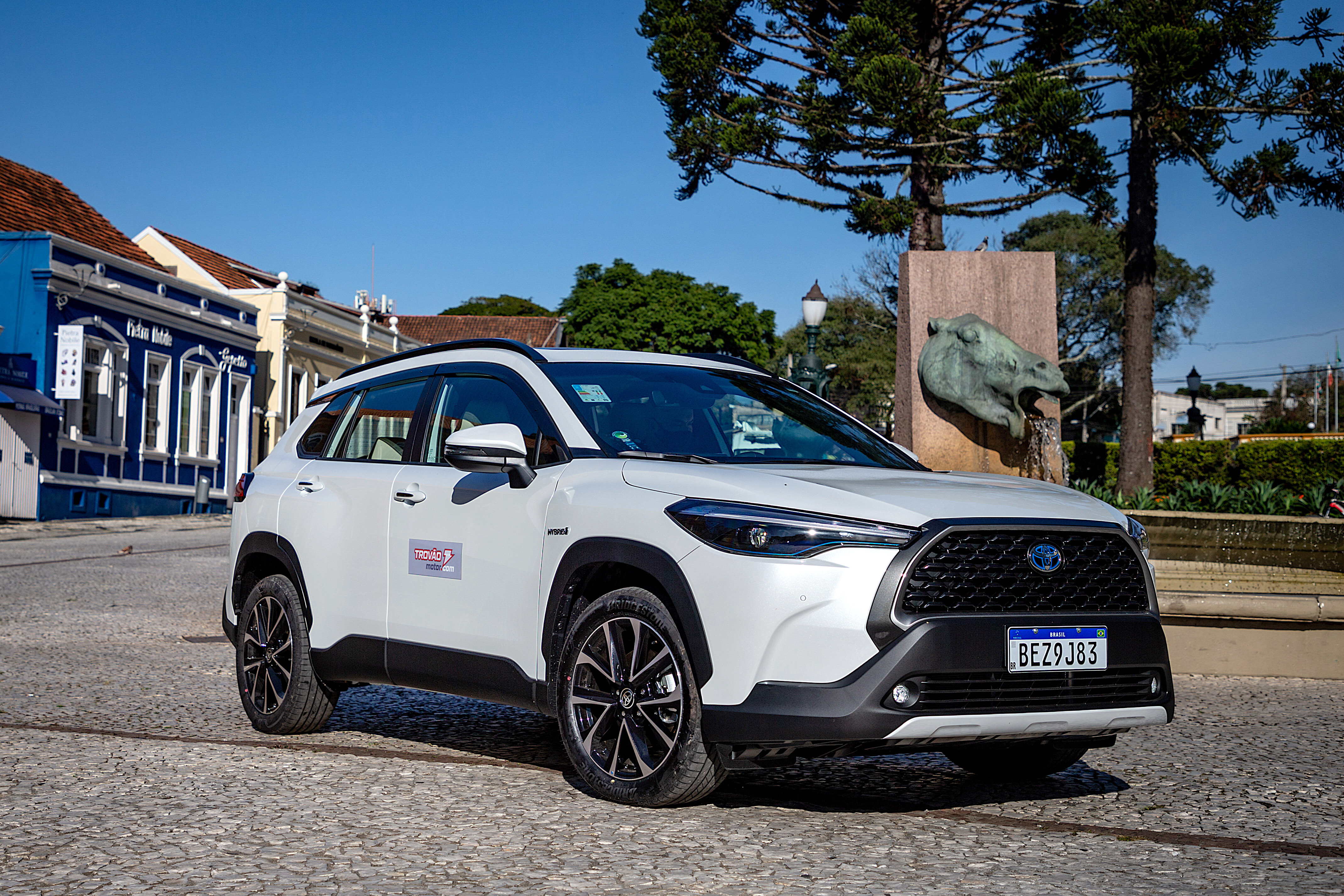 Toyota Corolla Cross no Largo da Ordem, em Curitiba
