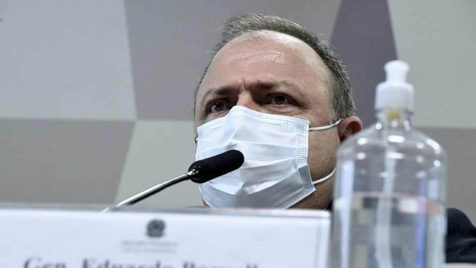 CPI da Covid: Pazuello nega pressão de Bolsonaro em defesa da cloroquina Ex-ministro da Saúde Eduardo Pazuello