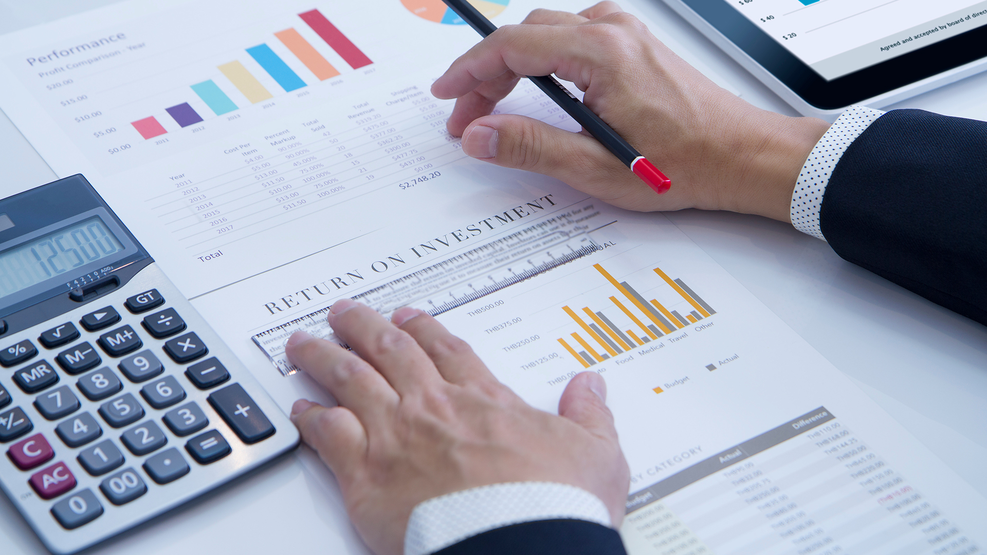 : Investir não é apenas entrar na Bolsa de Valores. Saiba como fazer o dinheiro render com as cartas de crédito