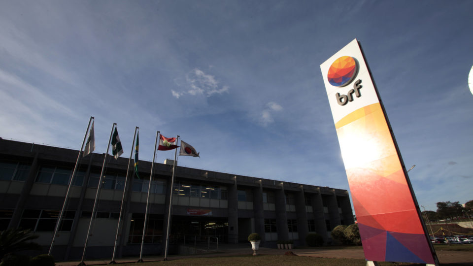 Marfrig compra 24% da BRF