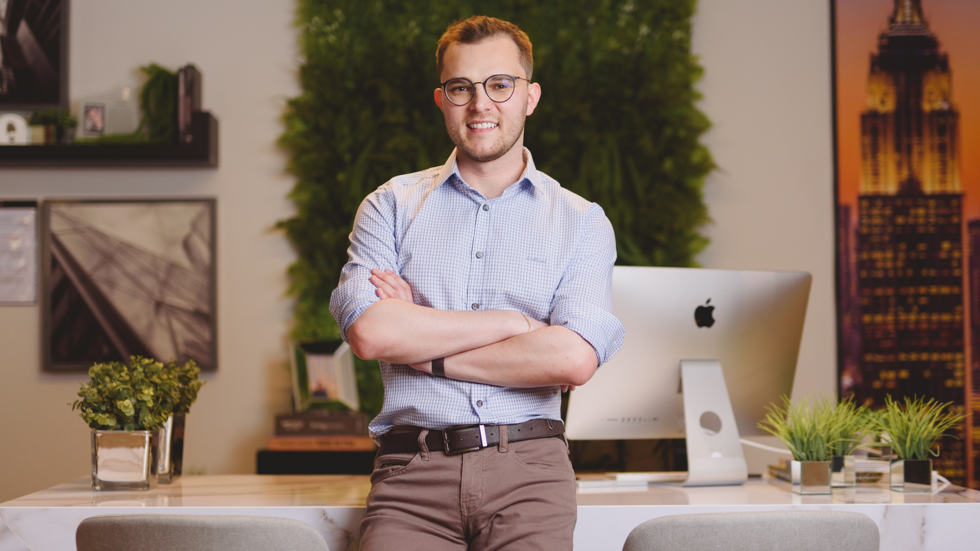 Arquiteto Otávio Lucas Ternoski desenvolve desde 2015 projetos arquitetônicos e de interiores residenciais, comerciais e corporativos