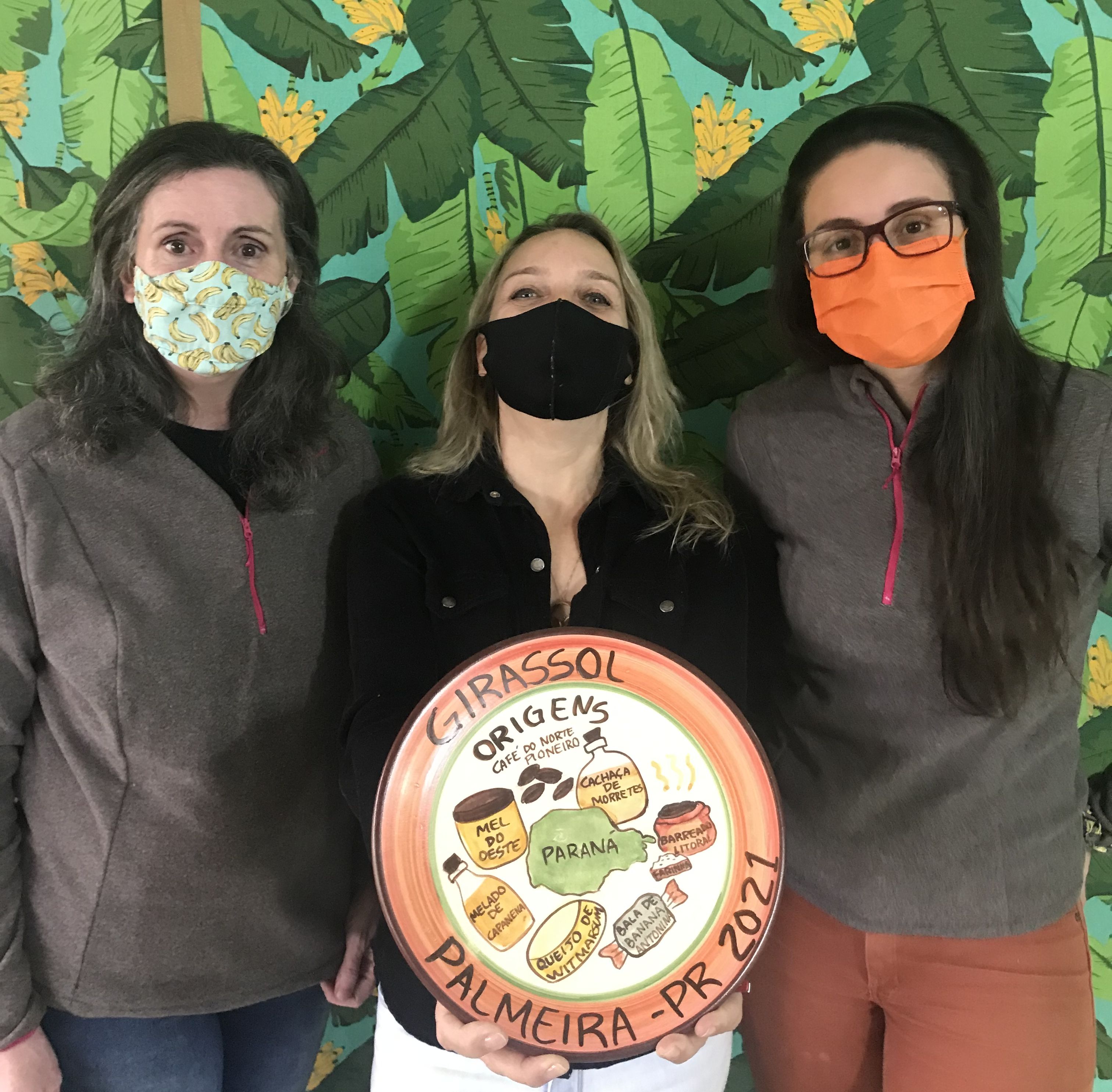 Na Fábrica de Balas Bananina, a chef Rosane com Maristela Mendes e Barbara Krenk. Na Fábrica de Balas Bananina, a chef Rosane com Maristela Mendes e Barbara Krenk.