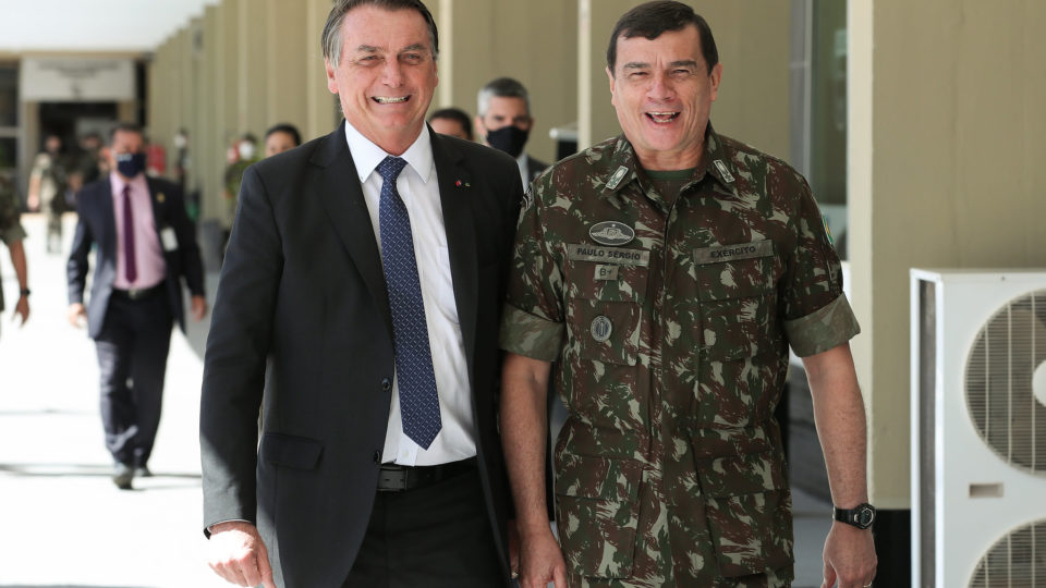 Militares