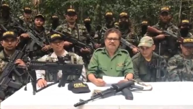 “Estado sem lei”: Como dissidências das Farc e o ELN estão ganhando território na Venezuela Em vídeo, o guerrilheiro das Farc Iván Márquez aparece com armamento pesado. Grupos armados têm aumentado a presença na Venezuela
