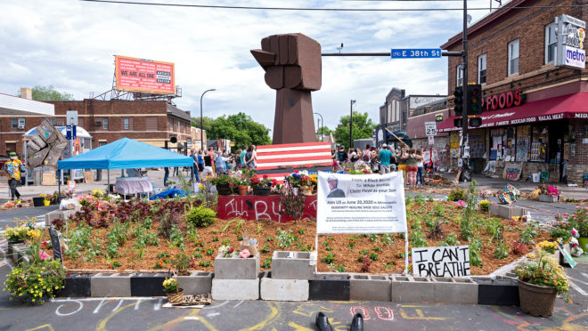 Aniversário da morte de George Floyd: Democratas deveriam temer uma onda de crimes Memorial em homenagem a George Floyd, em Minnesota, EUA.