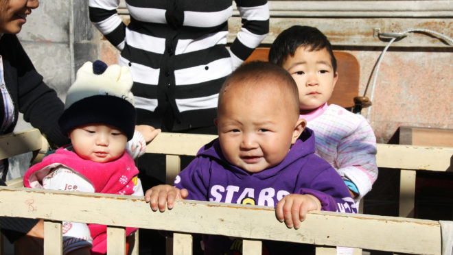 China muda política de controle de natalidade e passará a permitir 3 filhos por casal china filhos