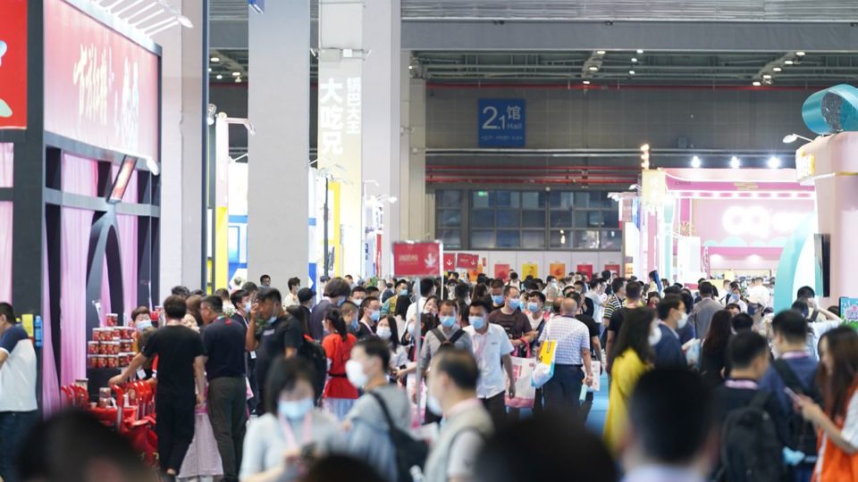 Empresas brasileiras de alimentos e bebidas fecham negócios milionários na China Feira alimentos China
