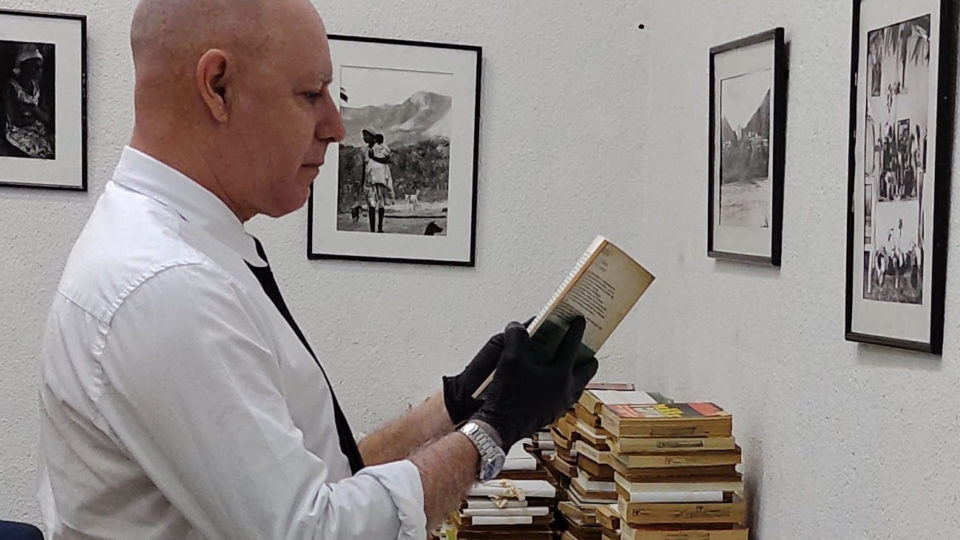 Fundação Palmares irá retirar livros sobre socialismo e comunismo do seu acervo cultural Fundação Palmares irá retirar livros sobre socialismo e comunismo do seu acervo cultural